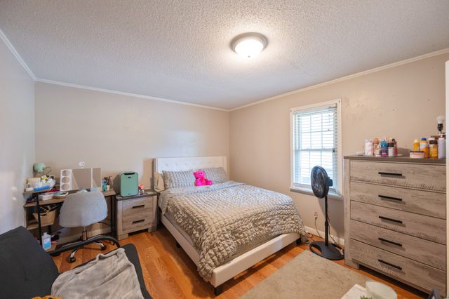 300 Buena Vista Rd, Huntingdon, TN 38344