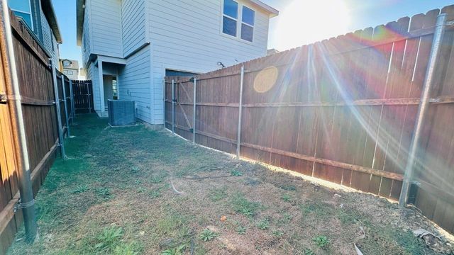 3125 PECAN FARM Lane, Fort Worth, TX 76140