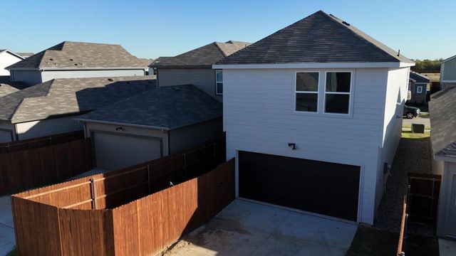 3125 PECAN FARM Lane, Fort Worth, TX 76140