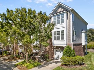 11186 Bridgewater Drive, Huntersville, NC 28078
