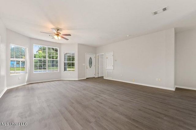 6118 E Benton Street, Bay Saint Louis, MS 39520