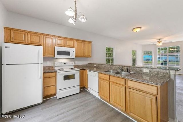 6118 E Benton Street, Bay Saint Louis, MS 39520