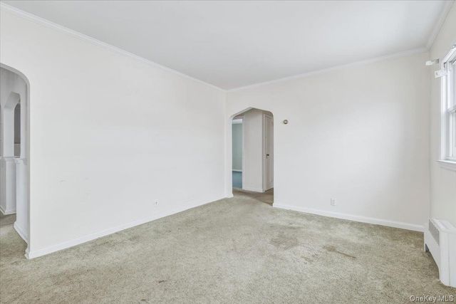 95-18 238th Street, Floral Park, NY 11001