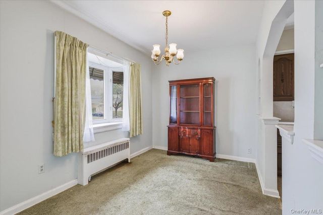 95-18 238th Street, Floral Park, NY 11001