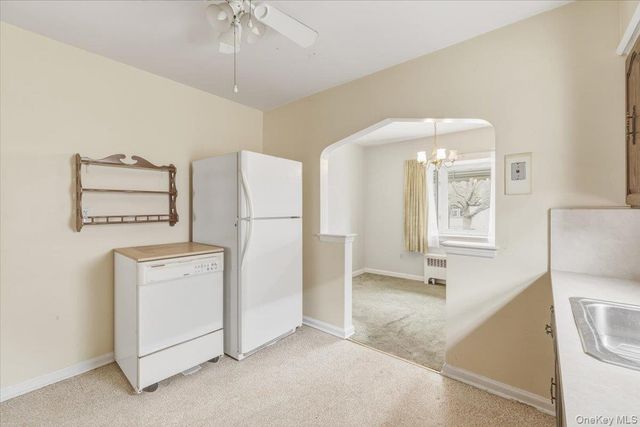 95-18 238th Street, Floral Park, NY 11001