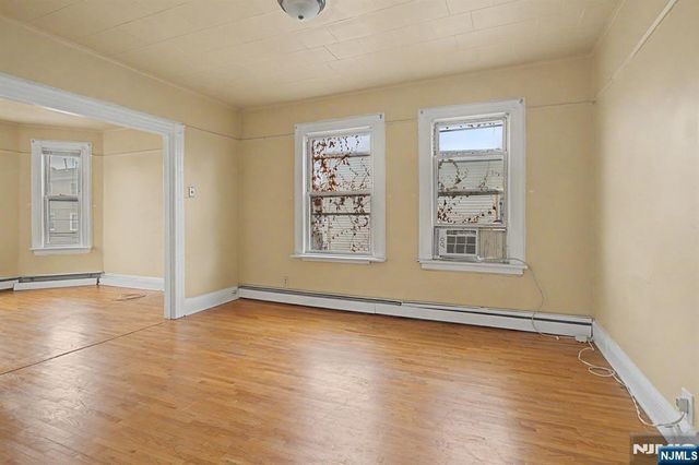 305 Pacific Street, Paterson, NJ 07503