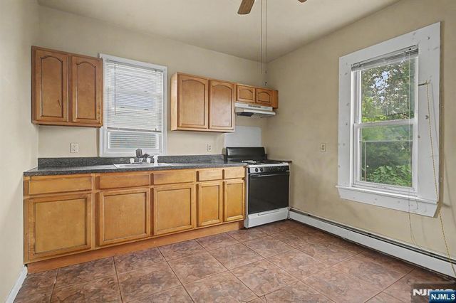 305 Pacific Street, Paterson, NJ 07503