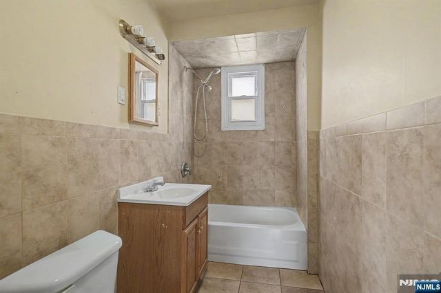 305 Pacific Street, Paterson, NJ 07503