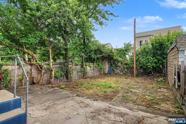 305 Pacific Street, Paterson, NJ 07503