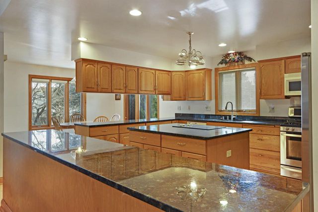 1343 40th COURT, Kenosha, WI 53144