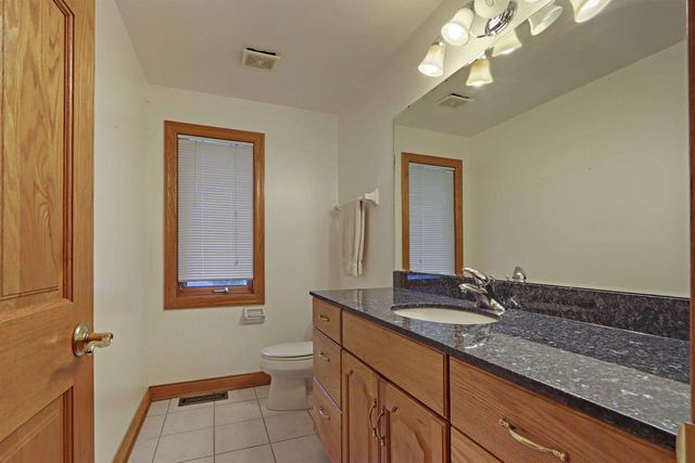 1343 40th COURT, Kenosha, WI 53144