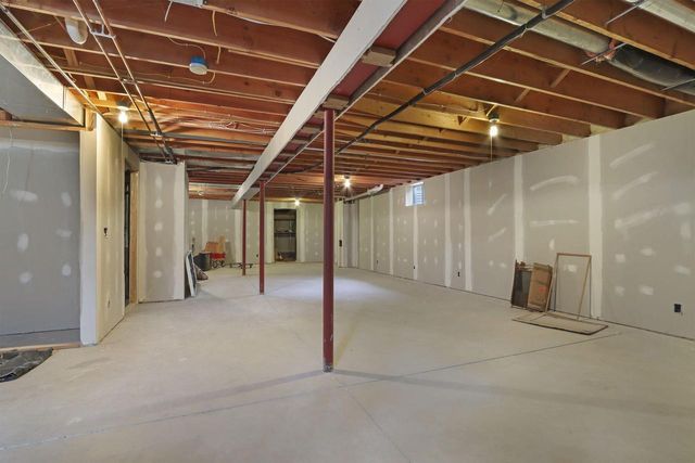 1343 40th COURT, Kenosha, WI 53144