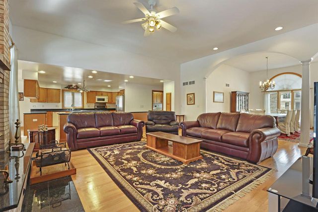 1343 40th COURT, Kenosha, WI 53144