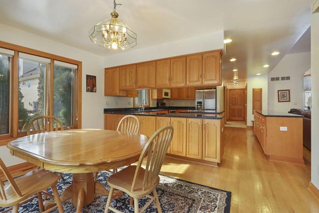 1343 40th COURT, Kenosha, WI 53144