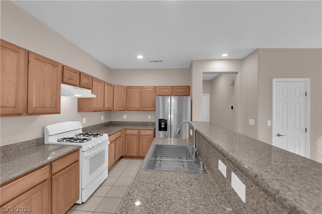 9018 Toast Avenue, Las Vegas, NV 89148