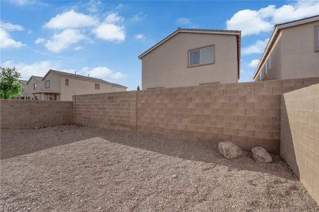 9018 Toast Avenue, Las Vegas, NV 89148