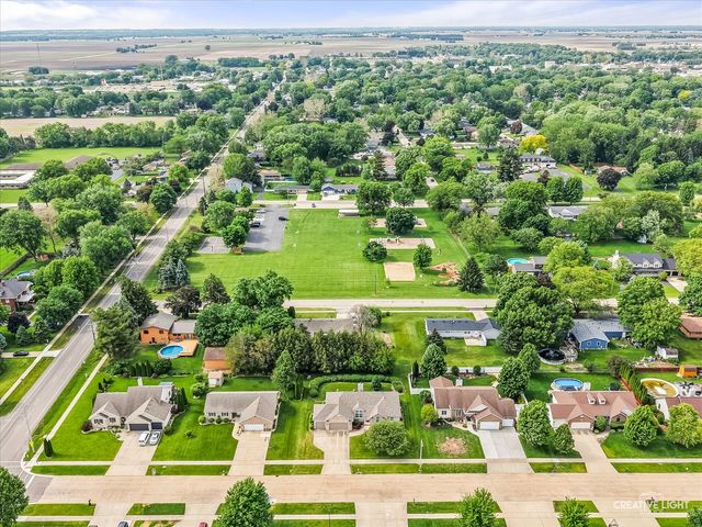 714 E Knights Road, Sandwich, IL 60548