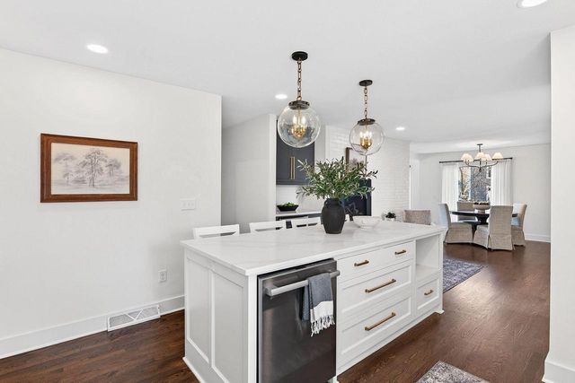 1635 Highland DRIVE, Elm Grove, WI 53122