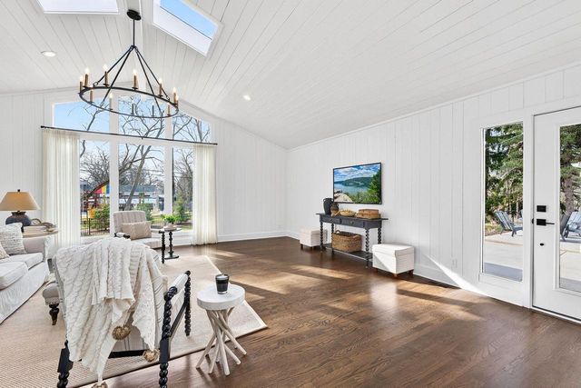 1635 Highland DRIVE, Elm Grove, WI 53122