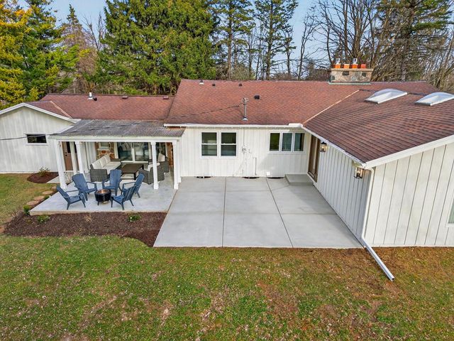 1635 Highland DRIVE, Elm Grove, WI 53122