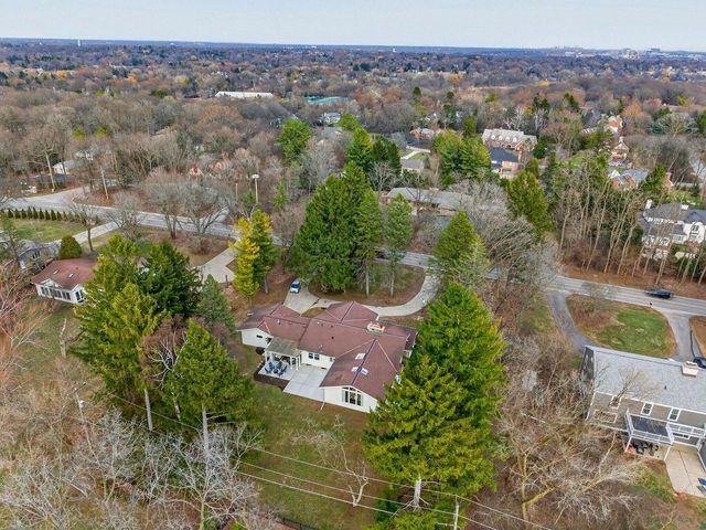 1635 Highland DRIVE, Elm Grove, WI 53122