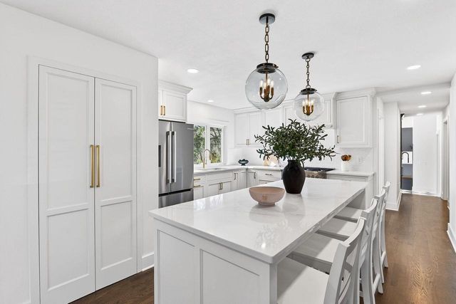 1635 Highland DRIVE, Elm Grove, WI 53122