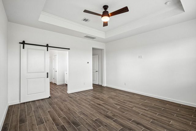 12822 Old Fashion Circle, Mont Belvieu, TX 77535