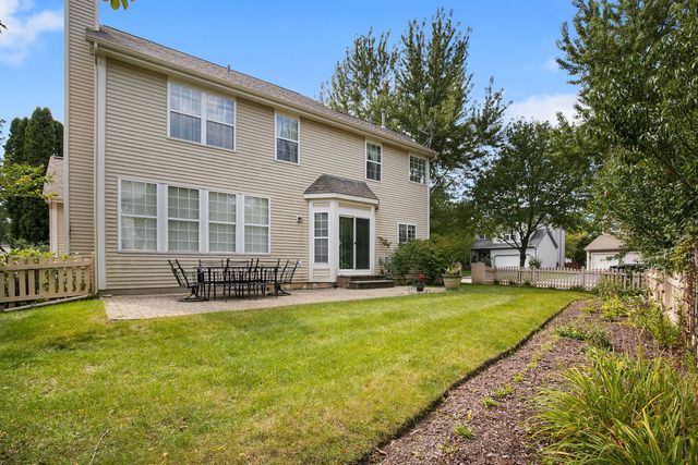 6233 Formoor Lane, Gurnee, IL 60031