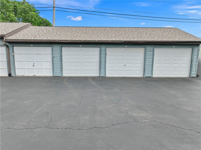 1845 Clayton Ave 106, Perry Hilltop, PA 15214