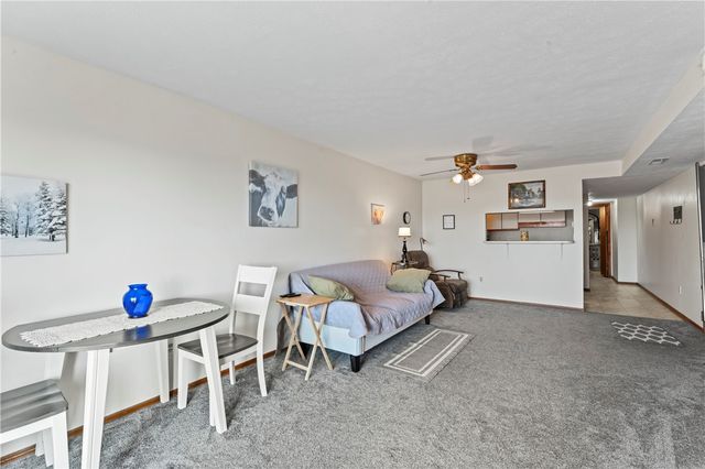 1845 Clayton Ave 106, Perry Hilltop, PA 15214