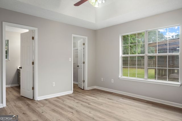 240 Pine View Drive, Bloomingdale, GA 31302