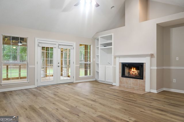 240 Pine View Drive, Bloomingdale, GA 31302