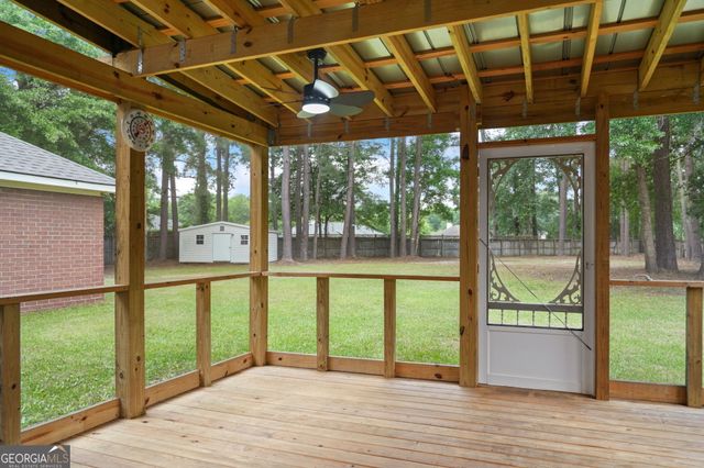 240 Pine View Drive, Bloomingdale, GA 31302