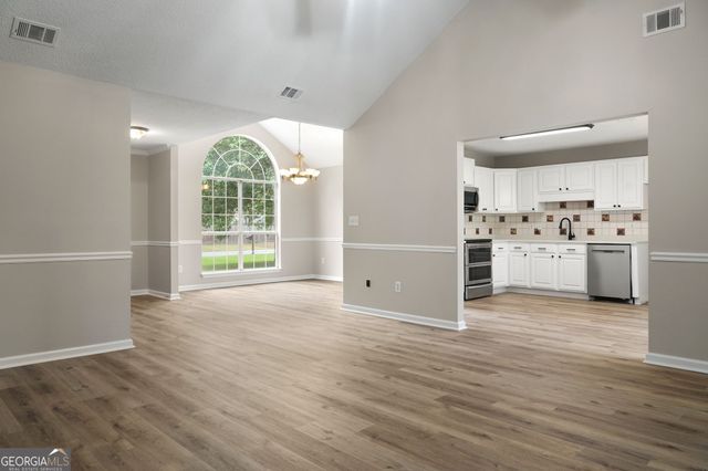 240 Pine View Drive, Bloomingdale, GA 31302