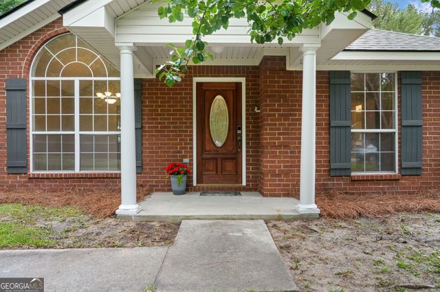 240 Pine View Drive, Bloomingdale, GA 31302