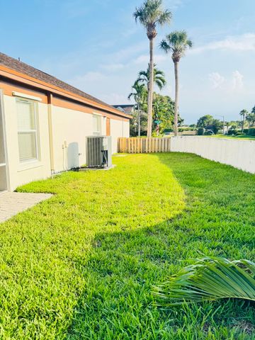 54 Egret Way, Boynton Beach, FL 33436
