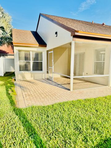 54 Egret Way, Boynton Beach, FL 33436