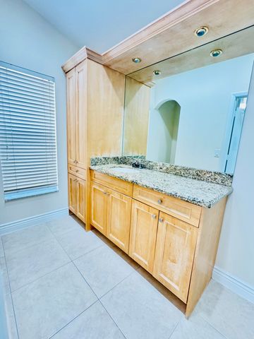 54 Egret Way, Boynton Beach, FL 33436