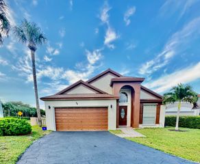 54 Egret Way, Boynton Beach, FL 33436
