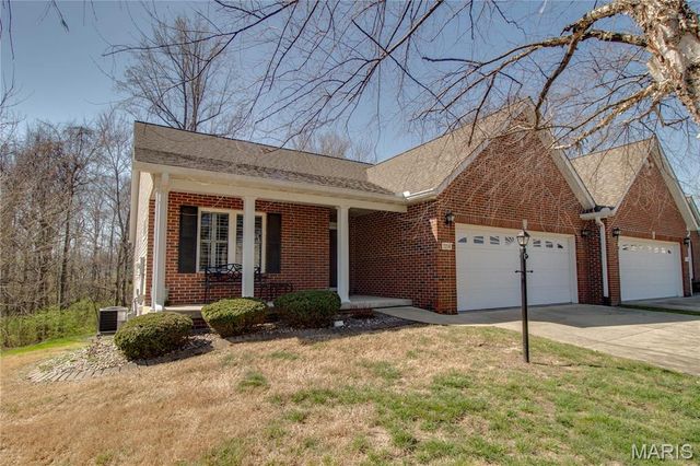 5214 Willis Avenue, Godfrey, IL 62035