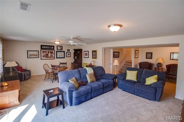 5214 Willis Avenue, Godfrey, IL 62035