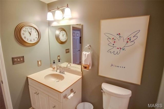 5214 Willis Avenue, Godfrey, IL 62035