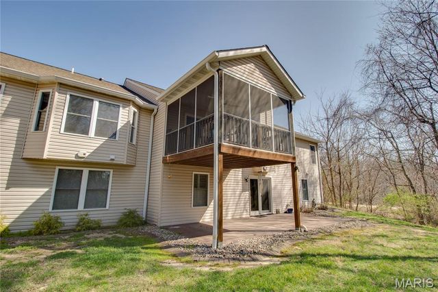 5214 Willis Avenue, Godfrey, IL 62035