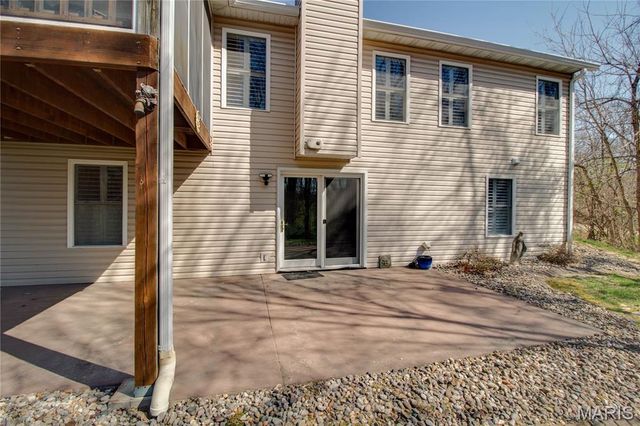 5214 Willis Avenue, Godfrey, IL 62035