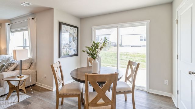1048 Maple Street, Waukee, IA 50263