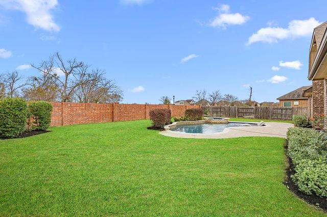1618 Saxon Bend Trail, Richmond, TX 77469