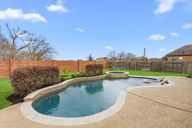 1618 Saxon Bend Trail, Richmond, TX 77469