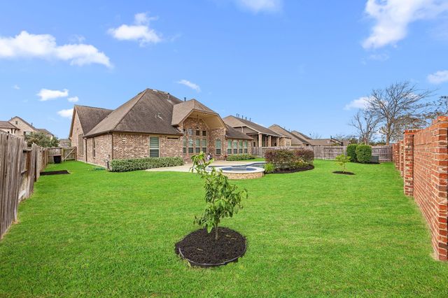 1618 Saxon Bend Trail, Richmond, TX 77469