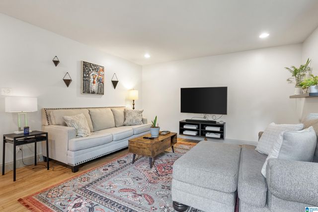1045 SUNSET BOULEVARD, Birmingham, AL 35213