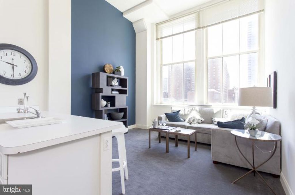 2121-41 MARKET ST #216, Philadelphia, PA 19103